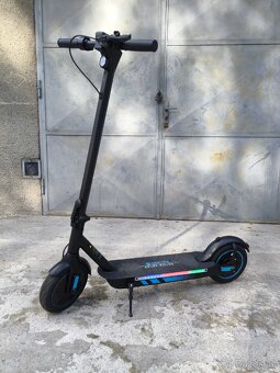 Elektrokoloběžka - 12