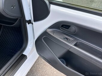 Škoda CITIGO 1.0/55kW KLIMA H&R R17 BROCK r.v.2016 - 12