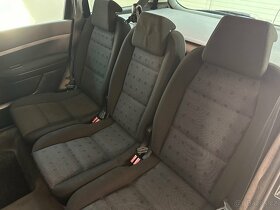 Peugeot 307 SW 2.0 HDI 79 KW - 12