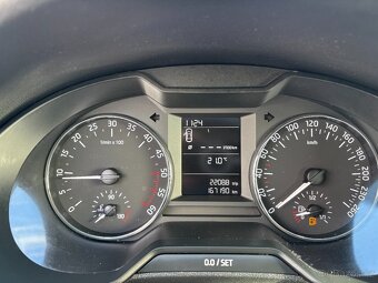 Škoda Octavia III Liftback 1.6TDI  REZERVACE - 12