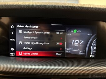 Alfa Romeo Stelvio 2.2 210 HP Veloce 8AT Q4 - 12