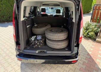 Ford Tourneo Connect 1,5 TDCi Long 5 míst maxi nafta - 12