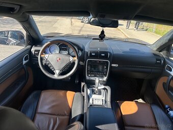 PORSCHE CAYENNE TURBO S 4.8 405KW - 12