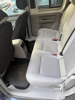 VW Caddy MAXI 4x4 1.9 TDI 77 kW – 7 míst – Bez koroze – Velm - 12