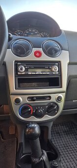 Chevrolet Spark 0.8 - 12