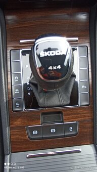 ŠKODA  SUPERB  SCOUT  COMBI  2,0 TDI   4x4  DSG - 12