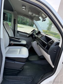 Volkswagen Caravelle Transporter 8miest - 12