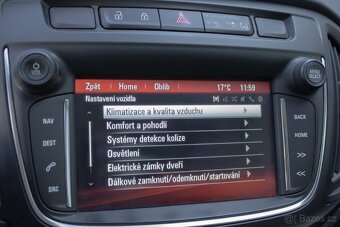 Opel Zafira OPC - 12