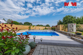 Prodej plně soběstačného rodinného domu v Rostoklatech - 12