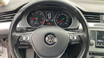 Volkswagen Passat 2.0 TDI - 12