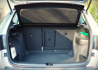 KAROQ 1.6 TDi 4-Valec,Executive,1/2019,Full LED,GPS,FRONT - 12