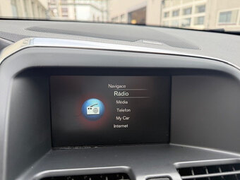 Volvo XC60 D4 AWD R-Design Polestar AT - 12
