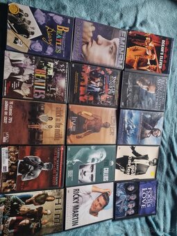 Přes 400 original DVD - 12