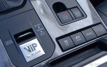 Toyota Highlander Executive 2.5 4x4 7miest DPH - 12