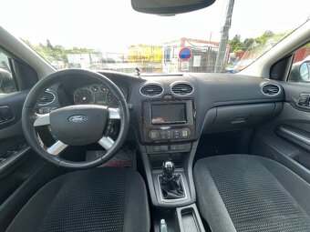 Ford Focus, 1,6 85 KW, GHIA - 12