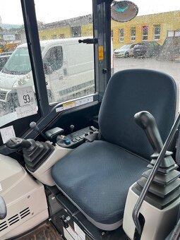 KOBELCO SK30 POWERTILT 880Mh - 12