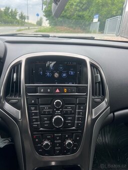 Opel Astra 1.7 CDTI - 12