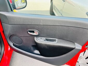 RENAULT CLIO 1.2 i BENZÍN PUVOD ČR ALU KOLA KLIMATIZACE - 12