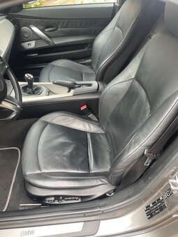 BMW Z4 cabrio 170kw ,manuál,, 2003, najeto  63 000 km - 12