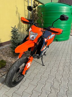 KTM 690 SMC R - 12
