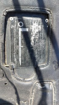 NISSAN 2,5t diesel Y1D2A250 - 12