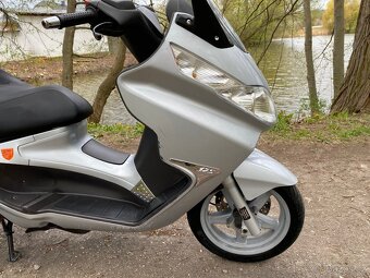 Piaggio X8 125 - 12
