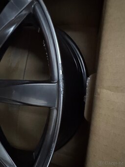 Zimní pneu Continental na discích 18” 235 45 r18 5x108 - 12