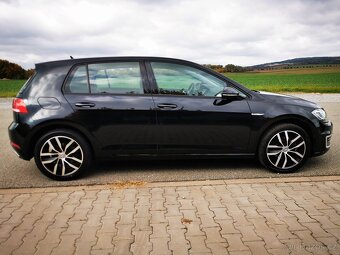 VW e-Golf 36kw, VELMI PĚKNÉ ELEKTRO - 12