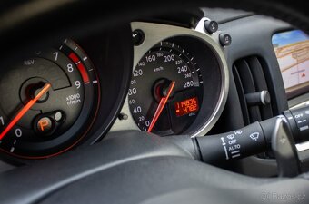 Nissan 370Z 3.7 V6 GT Edition - 12