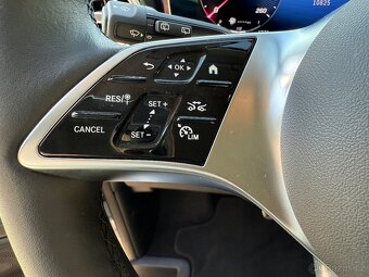 Mercedes Benz V 300d /Avantgarde/ L /Airmatic / 174 kw - 12