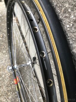 Galuskové predné koleso Campagnolo Record, Mavic GEL 280 - 12