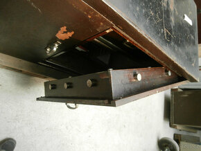 Trezor starý železobetonový zlatnický pult za 11.000 kč - 12