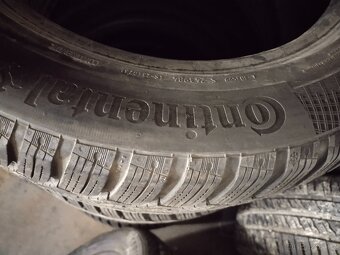 Prodám zimní pneu 205/55/16 se vzorkem 4,5 mm az 6,5 mm. - 12