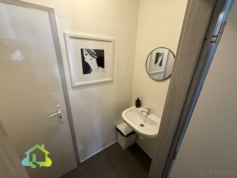Pronájem vybavené prodejny delikates 66m2, Praha, ul. Počern - 12