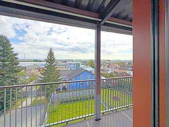 Moderní byt 3+kk s balkonem, parkovacím stáním a zahradou, l - 12