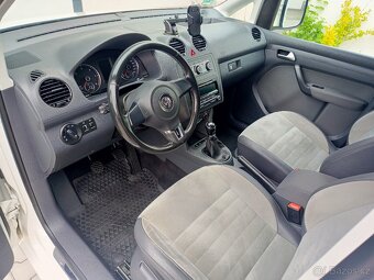 VOLKSWAGEN CADDY 1.6 TDI EDITION 30, 2015,TAŽNÉ,DRŽÁK THULE - 12
