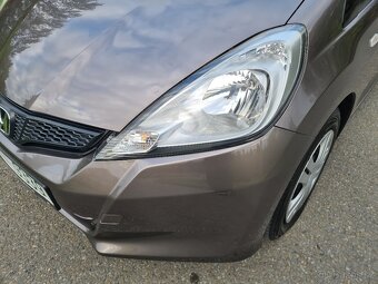 HONDA JAZZ 1,2i 66kW i-VTEC KLIMA - 12