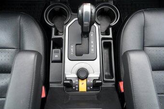 Land Rover Discovery 3 2.7 TDV6 HSE - 12