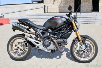 Ducati Monster 1100S - 12