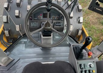 Valec Volvo SD115 - 12