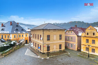 Prodej bytu 2+1, 48 m², Úpice, ul. náměstí T. G. Masaryka - 12
