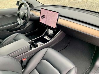 Tesla Model 3 Performance/Dual Motor/AWD/377 kW/2019 - 12
