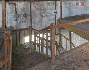 Prodej výrobního zemědělského objektu, 1708 m², Javorník - 12