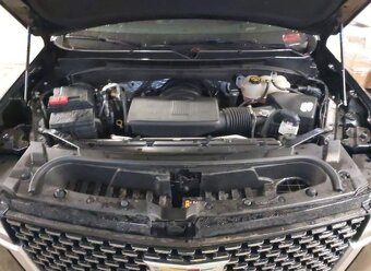 Cadillac Escalade LUXURY 6.2L 4X4 (č.B22) - 12