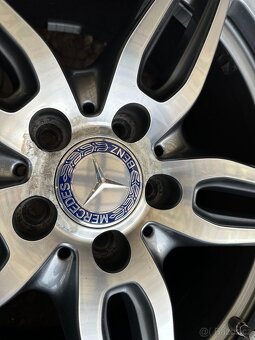 Mercedes E class W213 AMG R19 5x112 Zimní Michelin Alpin - 12