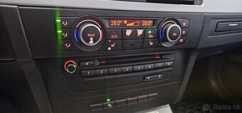BMW 320i 125kw Automat - LCI - Kůže, Velká NAVI, Panorama - 12