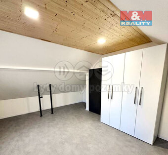 Prodej rodinného domu, 189 m², Rohatec, ul. Osvobození - 12