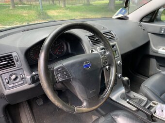 Volvo v50 2.0d rok 2009 - 12