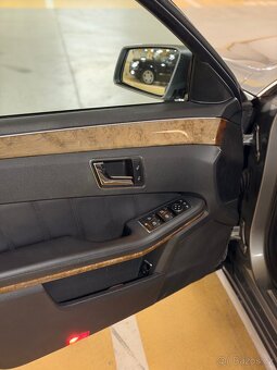 Mercedes Benz e350CDI 2010 rok - 12