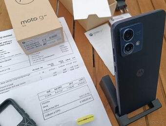 Motorola G84 - 5G 12GB RAM, 256GB,obal, prodloužená záruka - 12